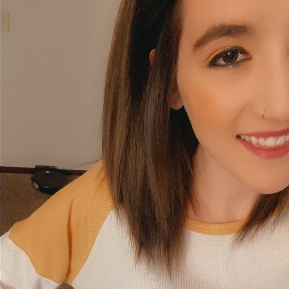 Meet your Posher, Brittany